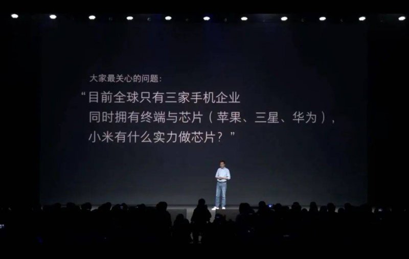 bbmarkets官网非法收受财物731万，黔西南州政协原党组成员、副主席梁龙甫受贿案一审开庭
